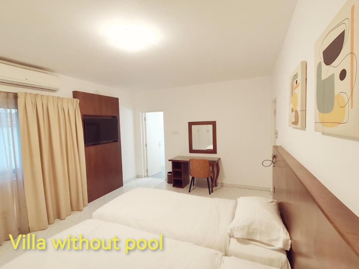 J5 Four Bedroom Villa Holiday Home In Al Wasl For Families Only 迪拜 外观 照片